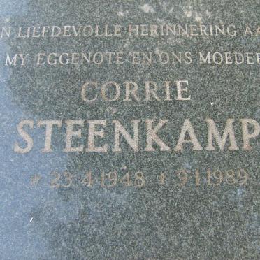 STEENKAMP Corrie 1948-1989