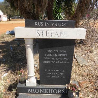 BRONKHORST Stefan 1969-1994