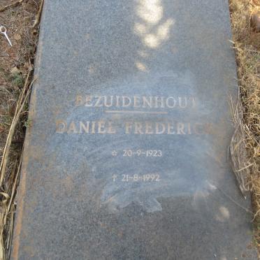 BEZUIDENHOUT Daniel Frederick 1923-1992