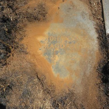 BERG Petrus Johannes Redelinghuys, van den 1921-1986 & Sara Johanna Magdalena 1922-2011 _3