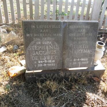 SWANEPOEL Stephanus Jacobus  De La Rey 1915-1996 & Judith Maryna 1920-2007