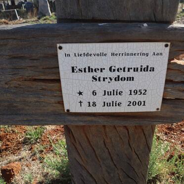 STRYDOM Ester Getruida 1952-2001