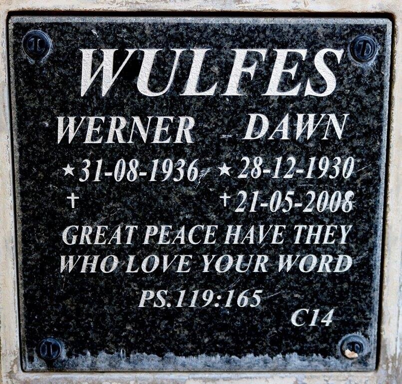 WULFES Werner 1936- &amp; Dawn 1930-2008