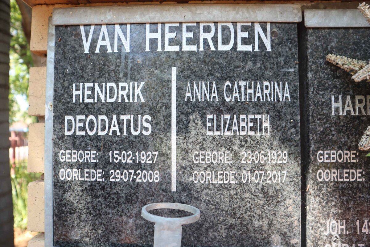 HEERDEN Hendrik Deodatus, van 1927-2008 &amp; Anna Catharina Elizabeth 1929-2017