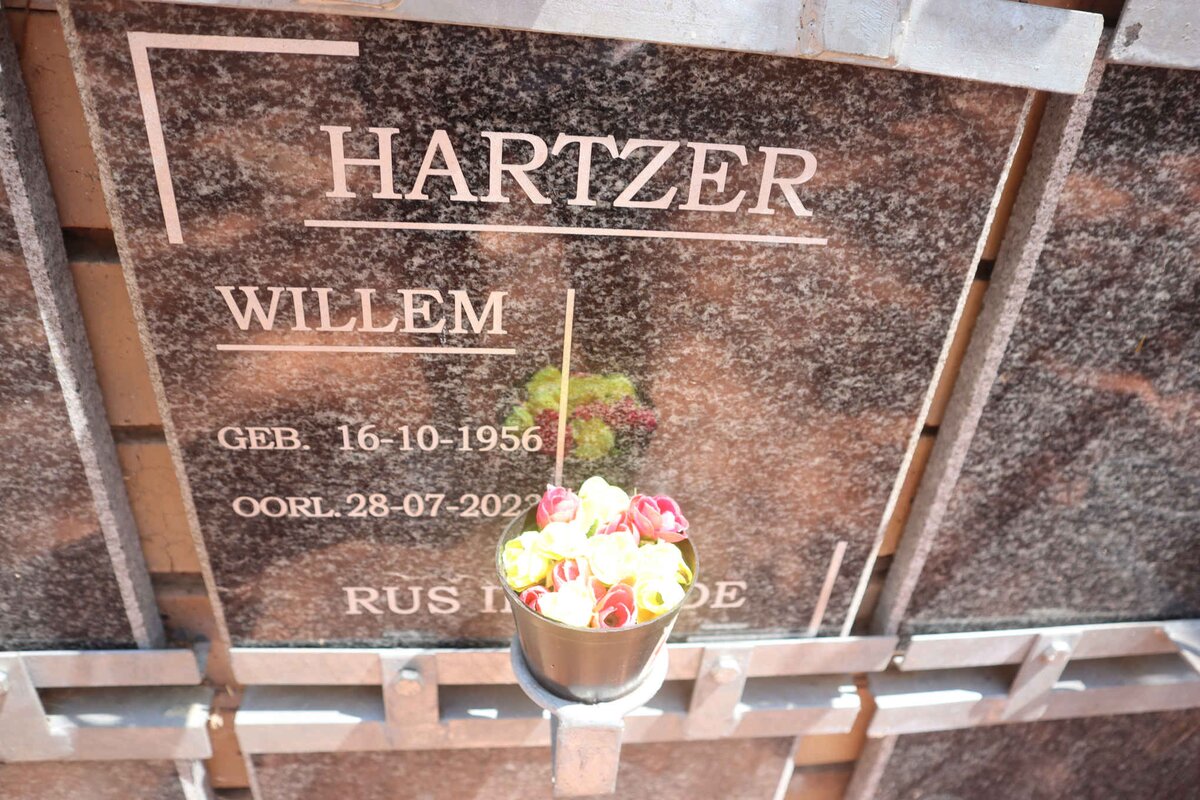 HARTZER Willem 1956-2022