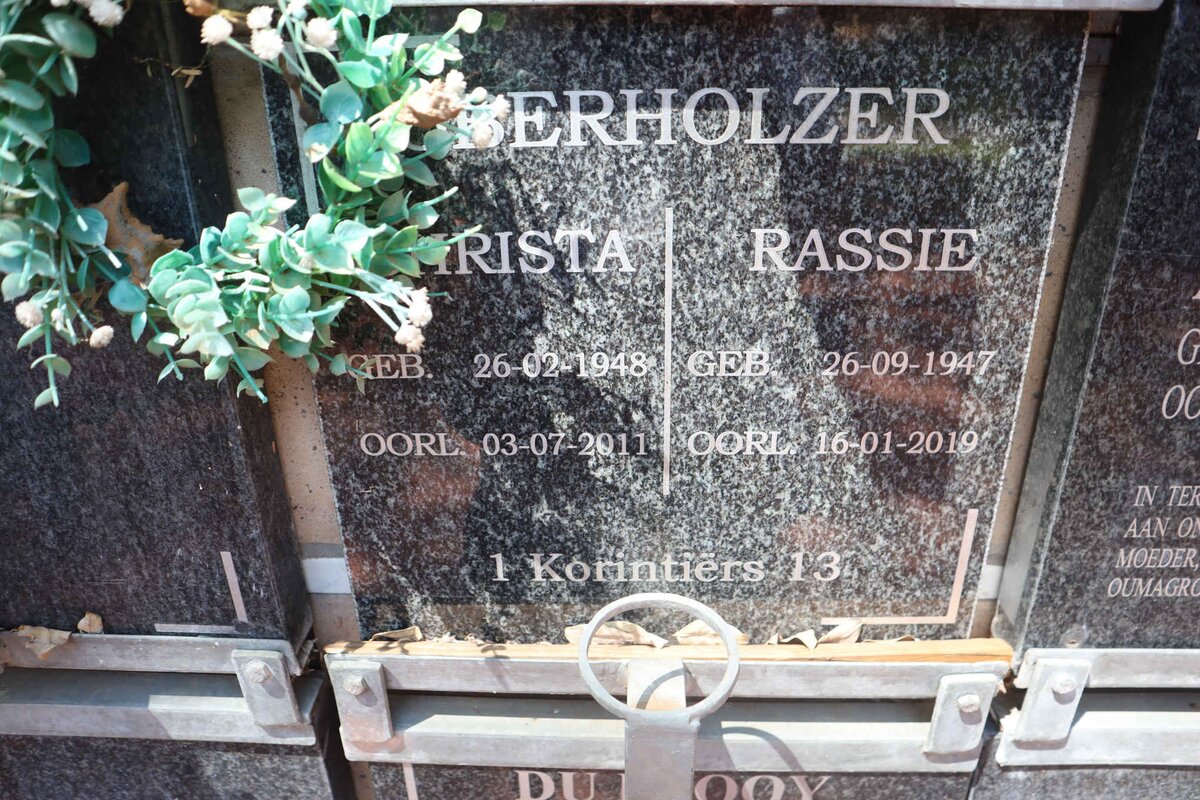 OBERHOLZER Rassie 1947-2019 &amp; Christa 1948-2011