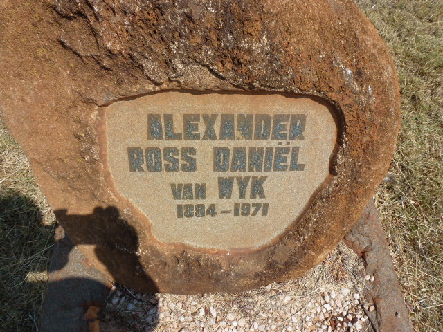 WYK Alexander Ross Daniel, van 1894-1971
