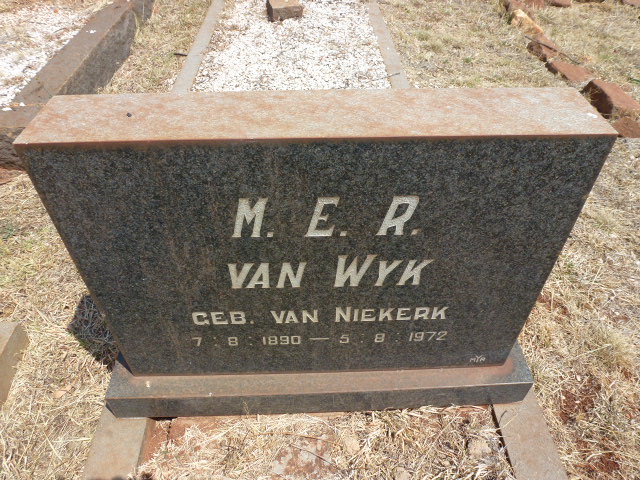 WYK M.E.R., van nee VAN NIEKERK 1890-1972