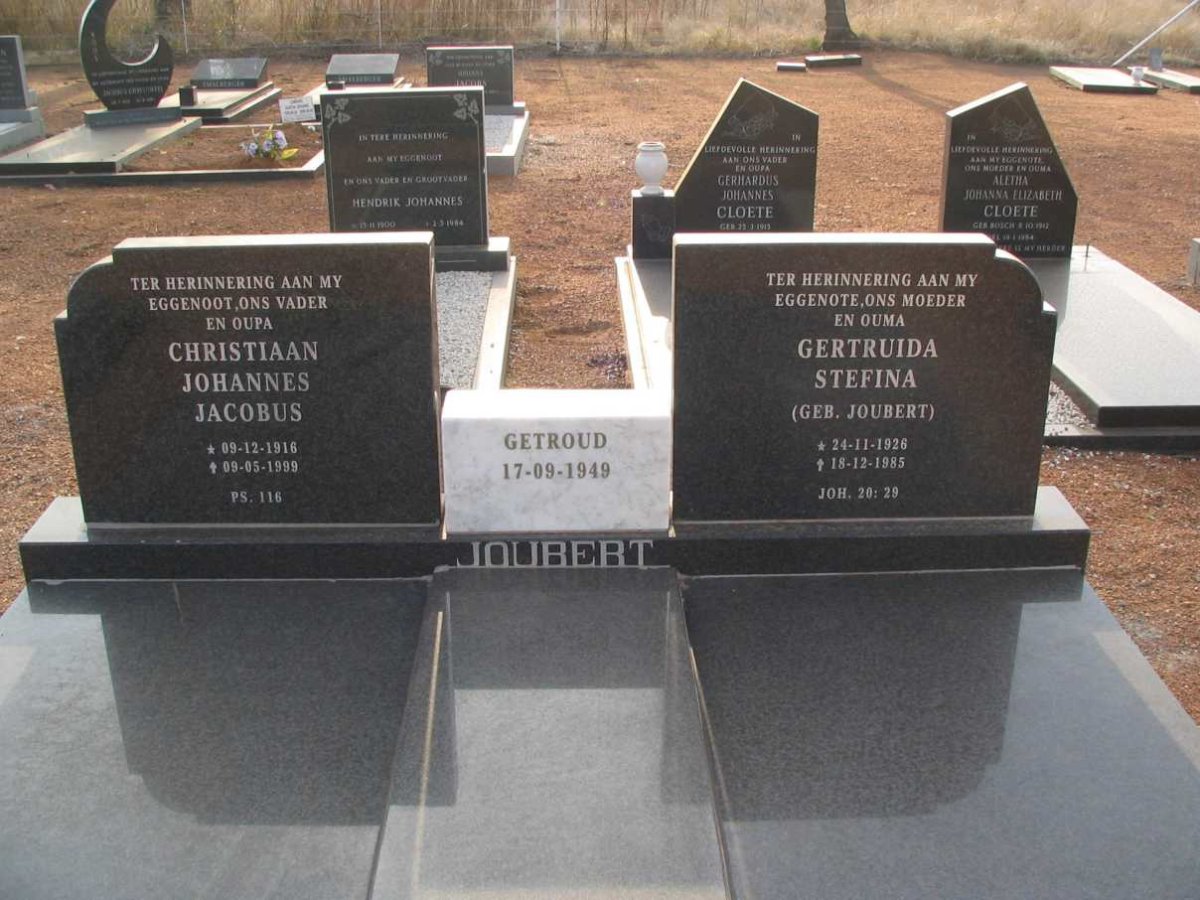 JOUBERT Christiaan Johannes Jacobus 1916-1989  &amp; Gertruida Stefina JOUBERT 1926-1985
