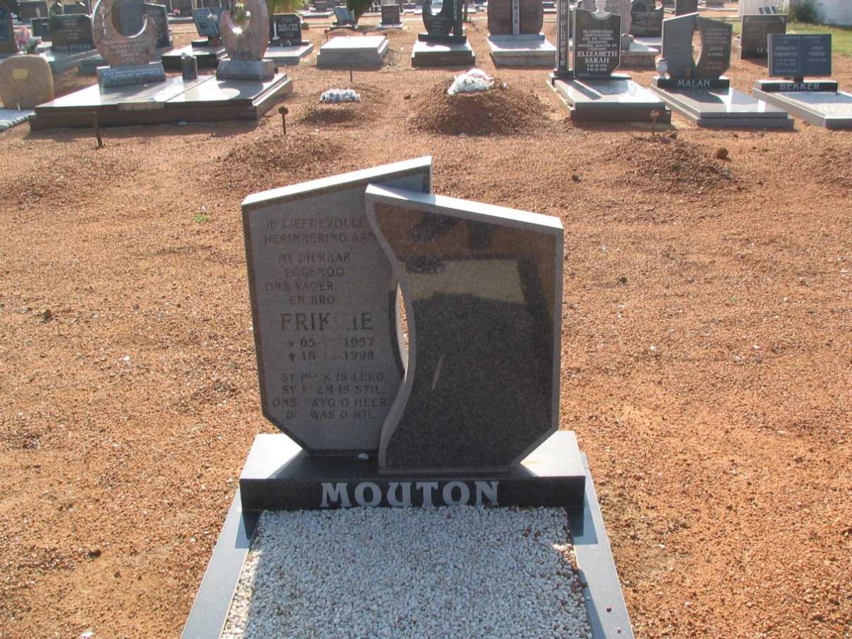MOUTON Frikkie 1957-1998
