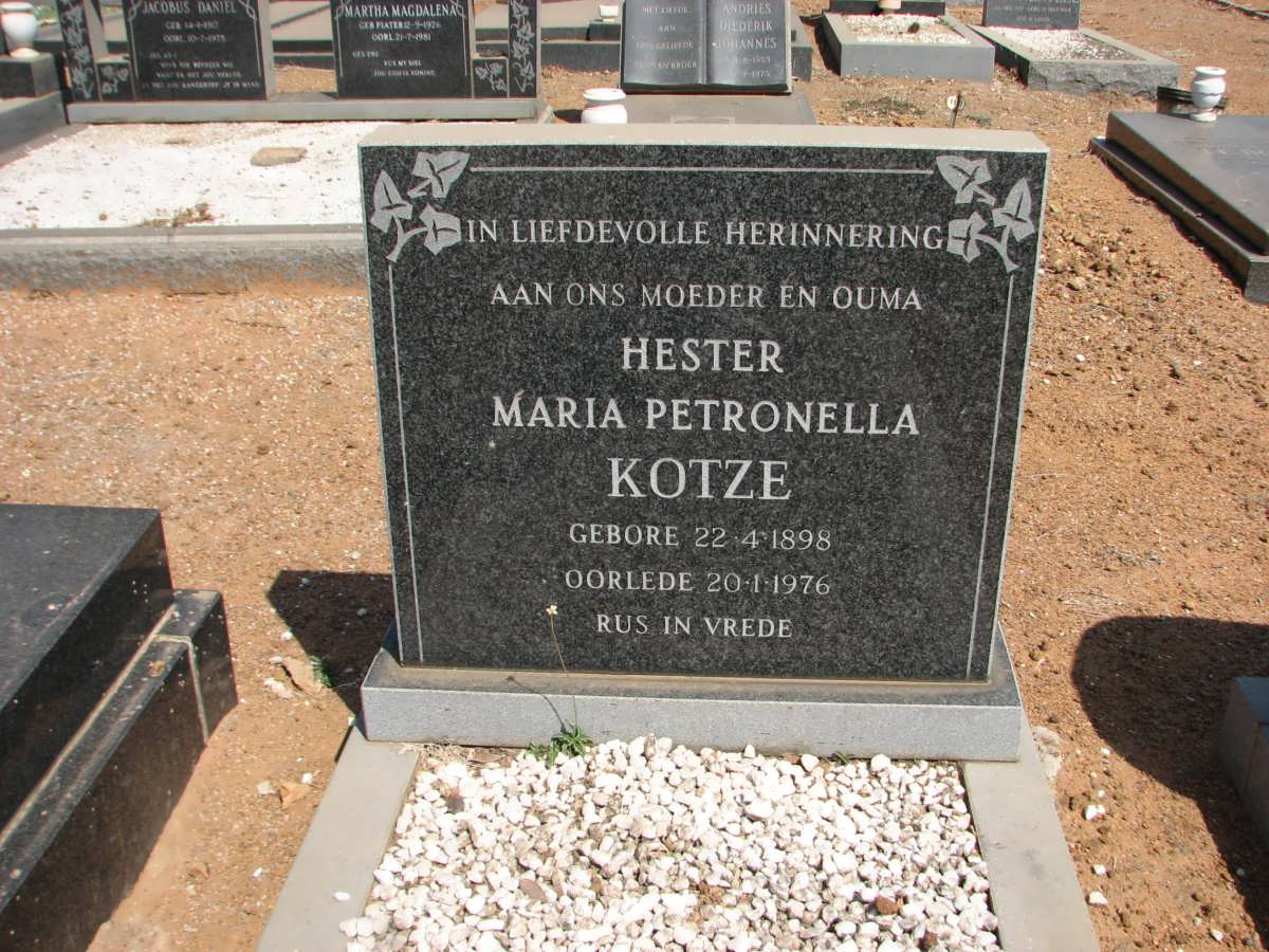 KOTZE Hester Maria Petronella 1898-1976