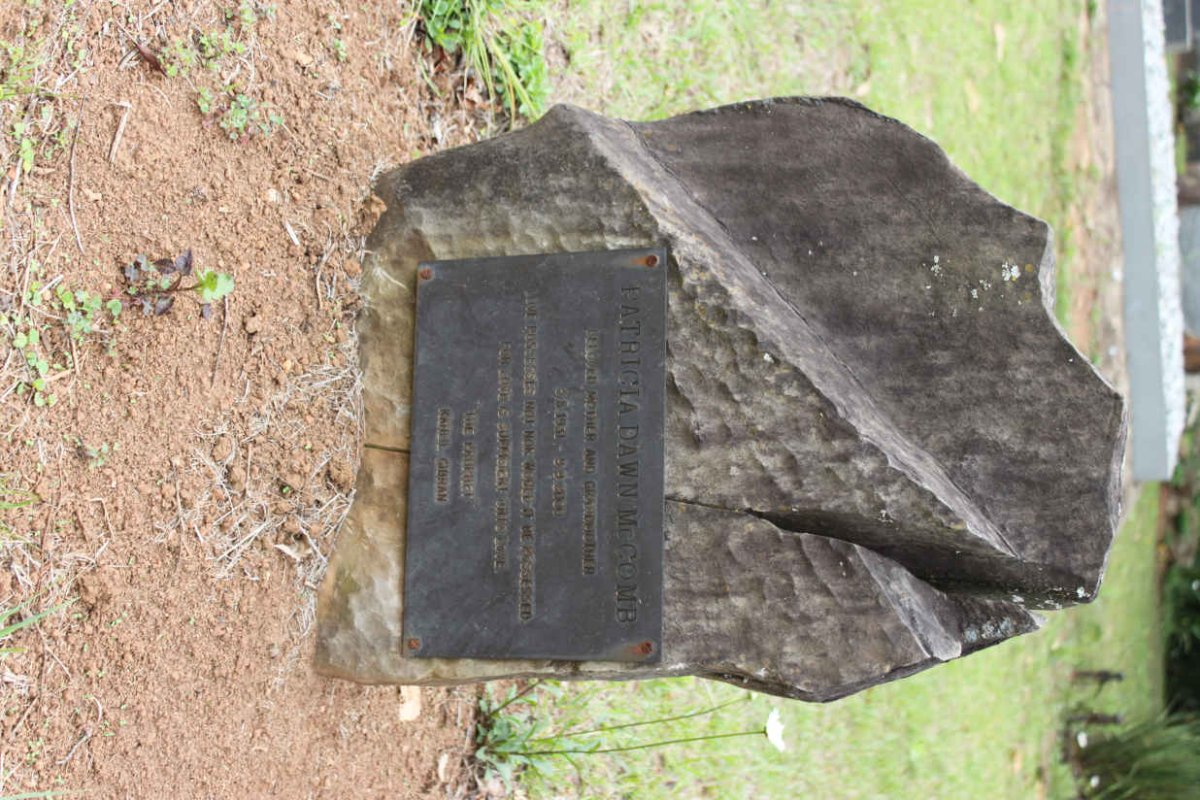 McCOMB Patricia Dawn 1931-