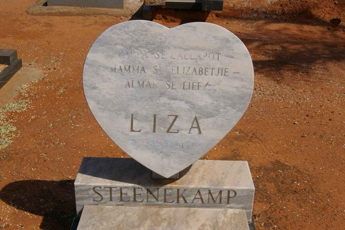 STEENEKAMP Liza