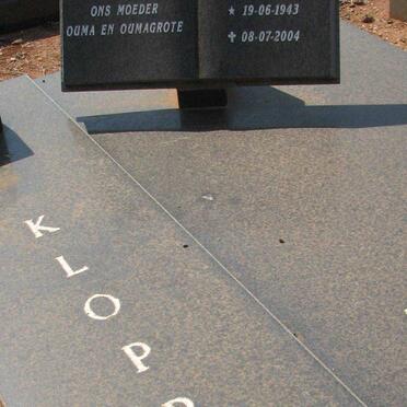 KLOPPER Johanna Magdalena nee OOSTHUIZEN 1943-2004