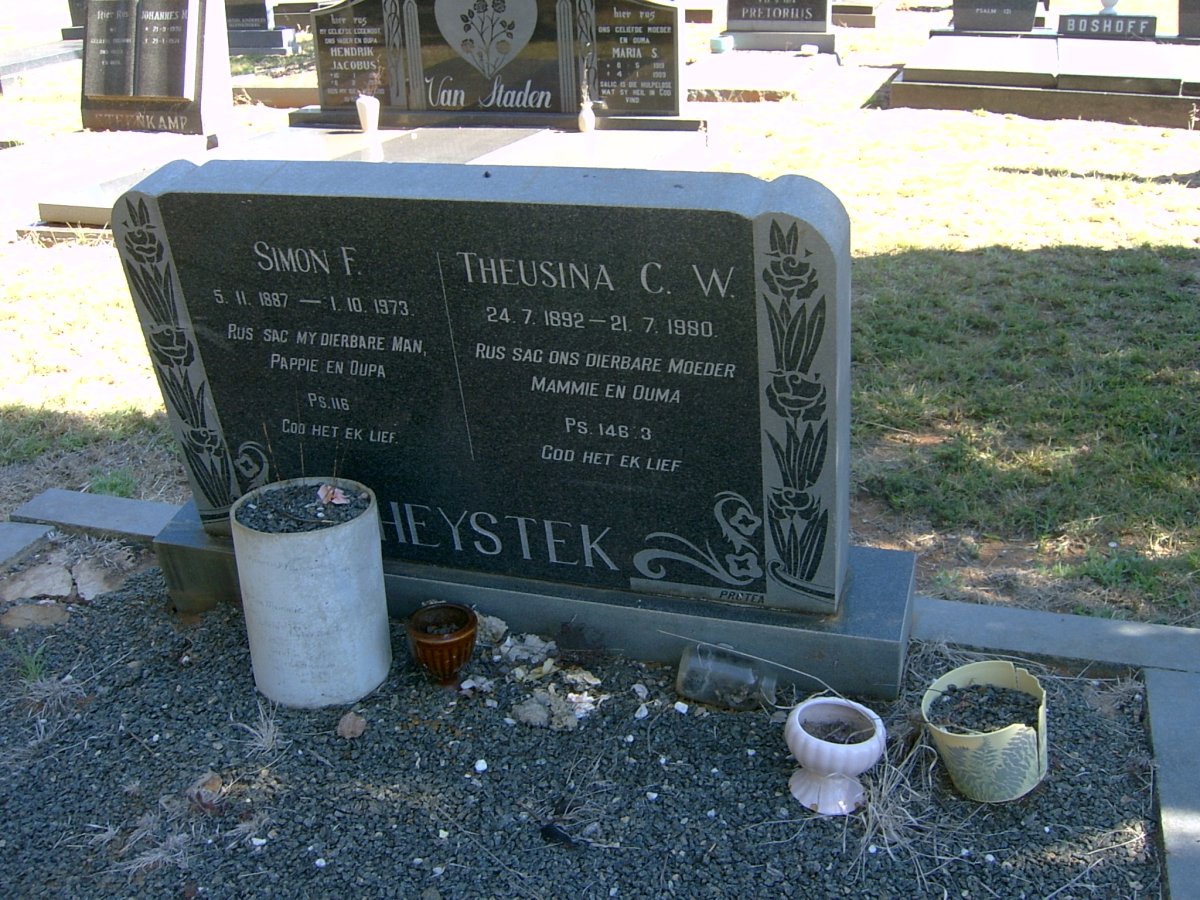 HEYSTEK Simon F. 1887-1973 &amp; Theusina C.W. 1892-1980