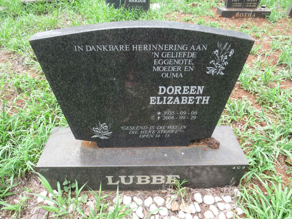 LUBBE Doreen Elizabeth 1935-2006