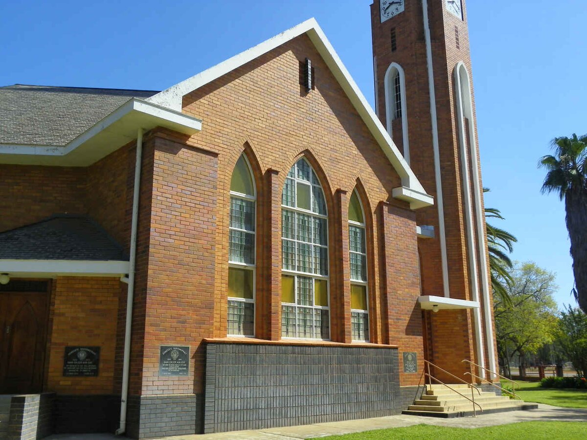 2. Overview / Oorsig