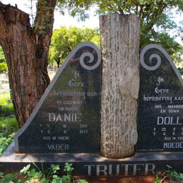 TRUTER Danie 1901-1973 &amp; Dolly 1906-1992