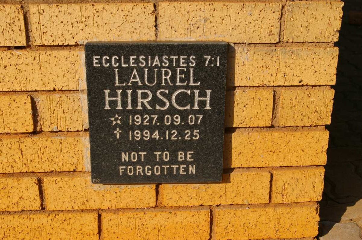 HIRSCH Laurel 1927-1994