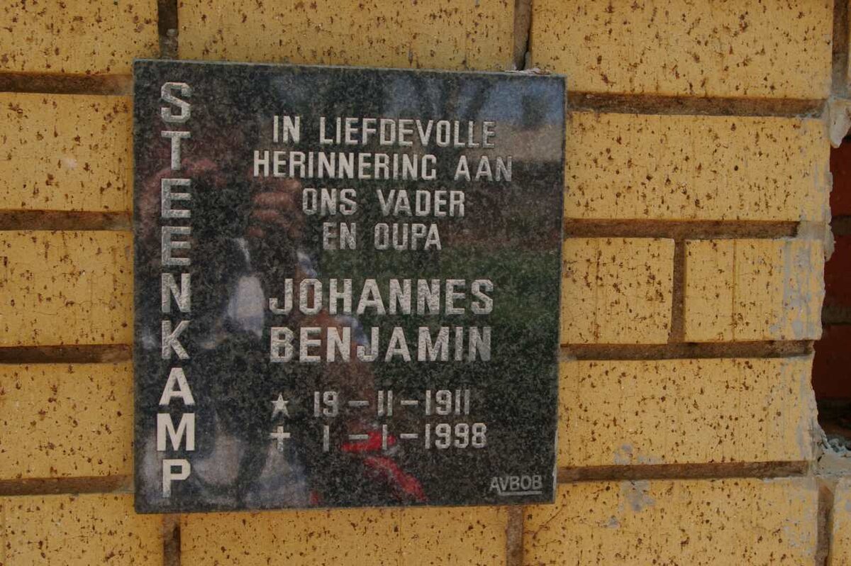 STEENKAMP Johannes Benjamin 1911-1998