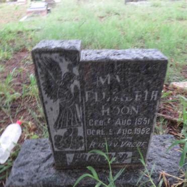 HOON Ma? Elizabeth 1951-1952