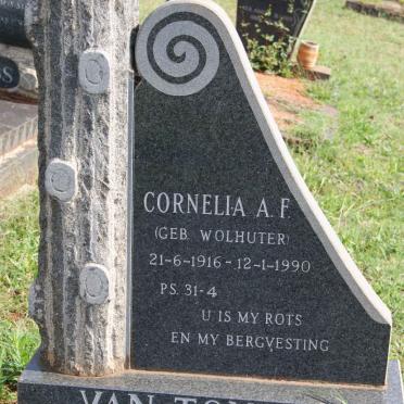 TONDER Cornelia A.F., van nee WOLHUTER 1916-1990