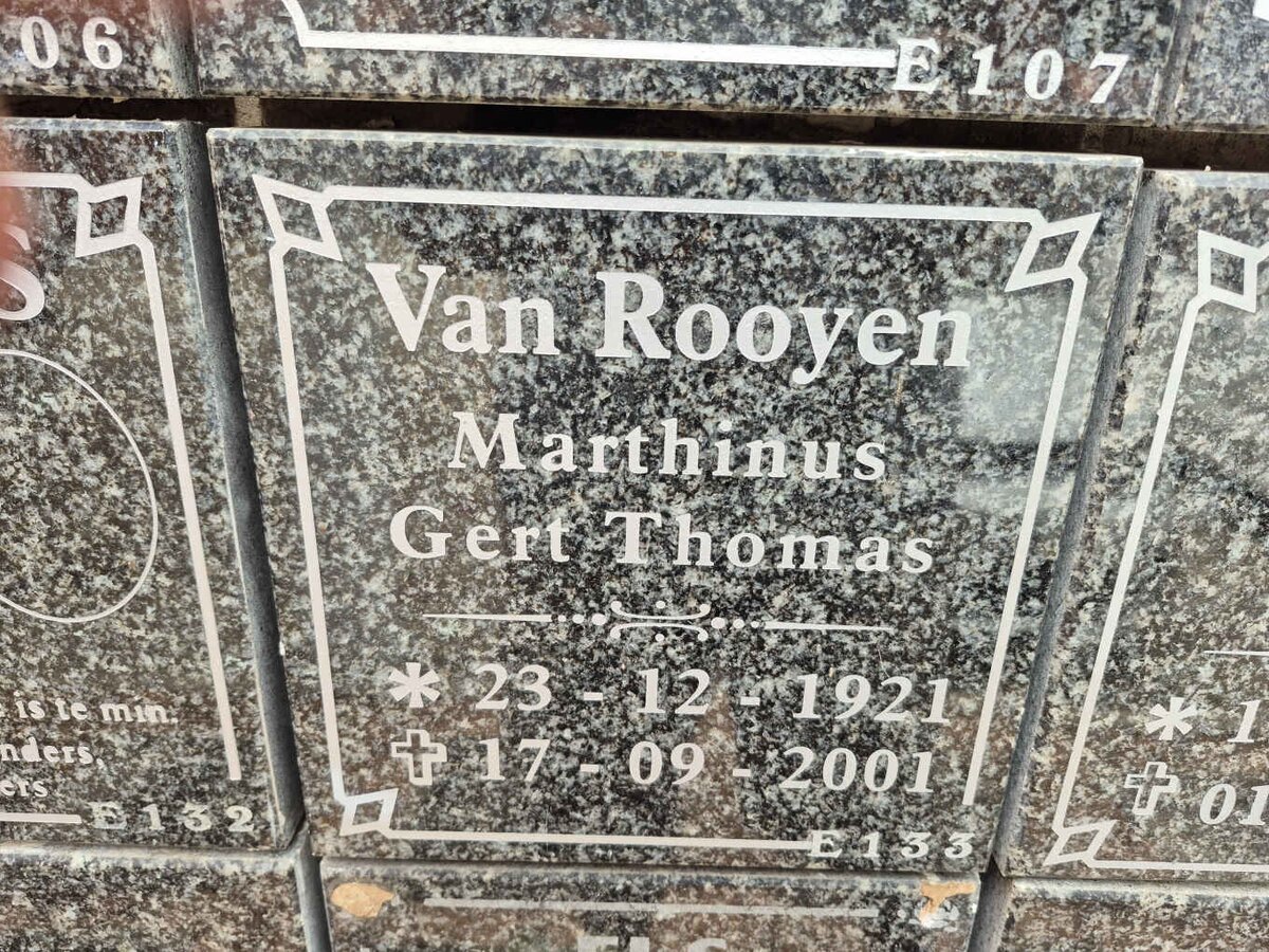 ROOYEN Marthinus Gert Thomas, van 1921-2001