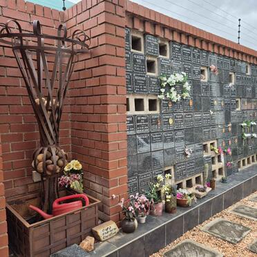 4. Oorsig / Overview