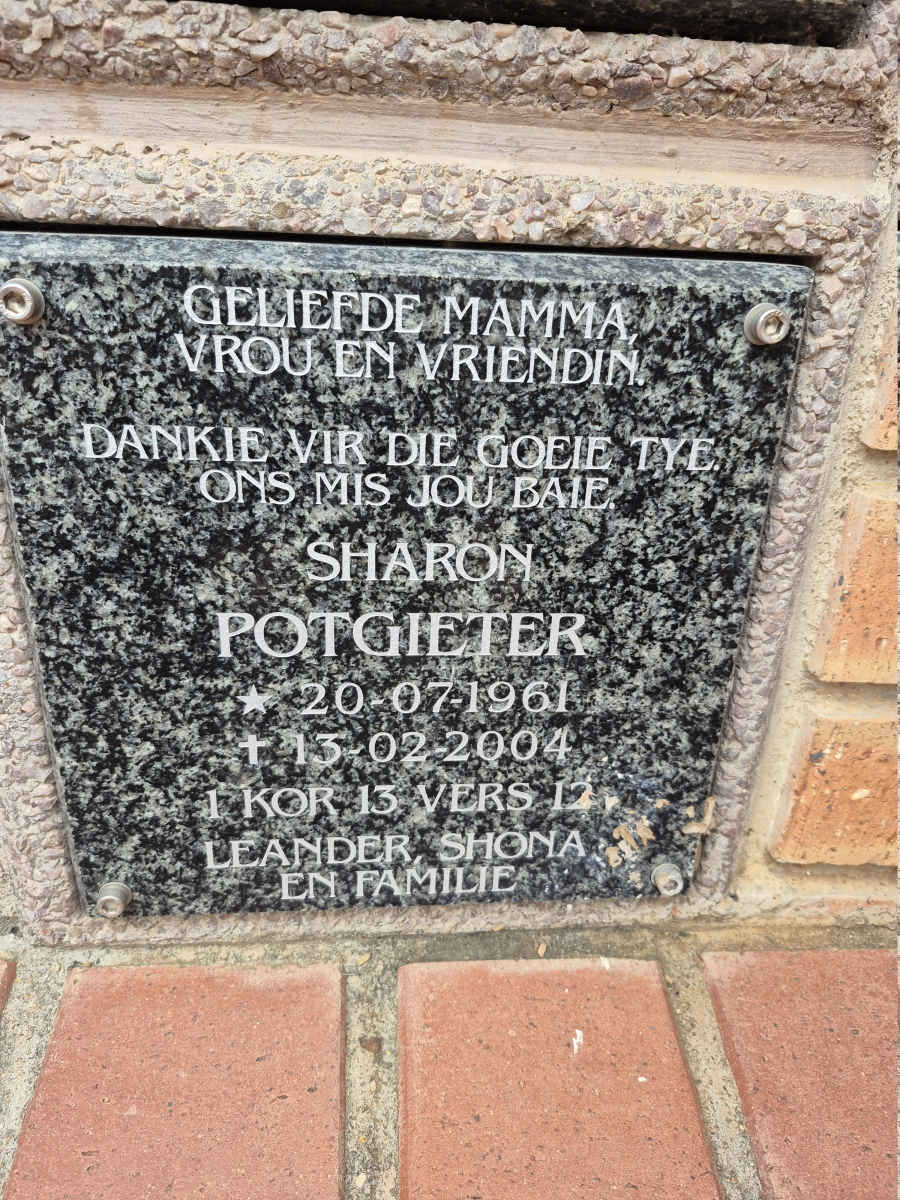 POTGIETER Sharon 1961-2004