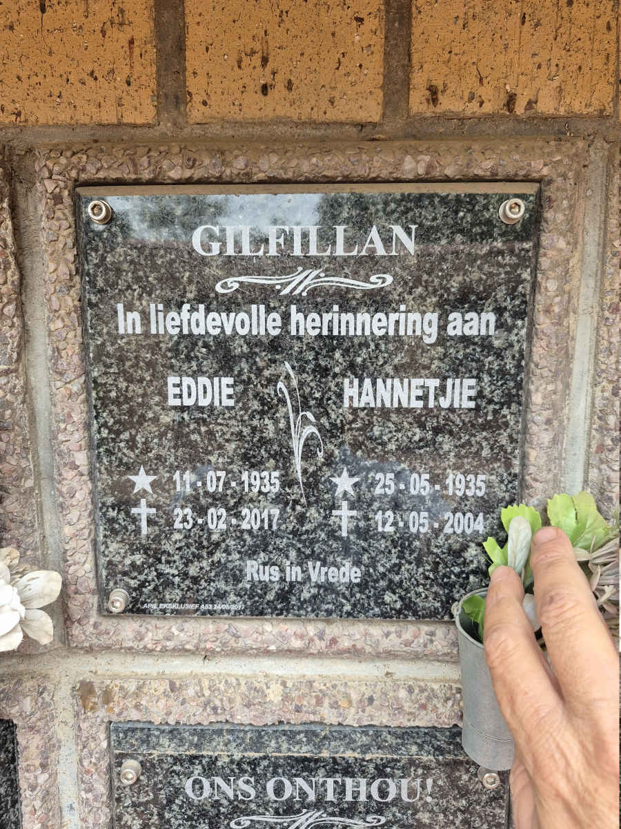 GILFILLAN Eddie 1935-2017 & 1935-2004