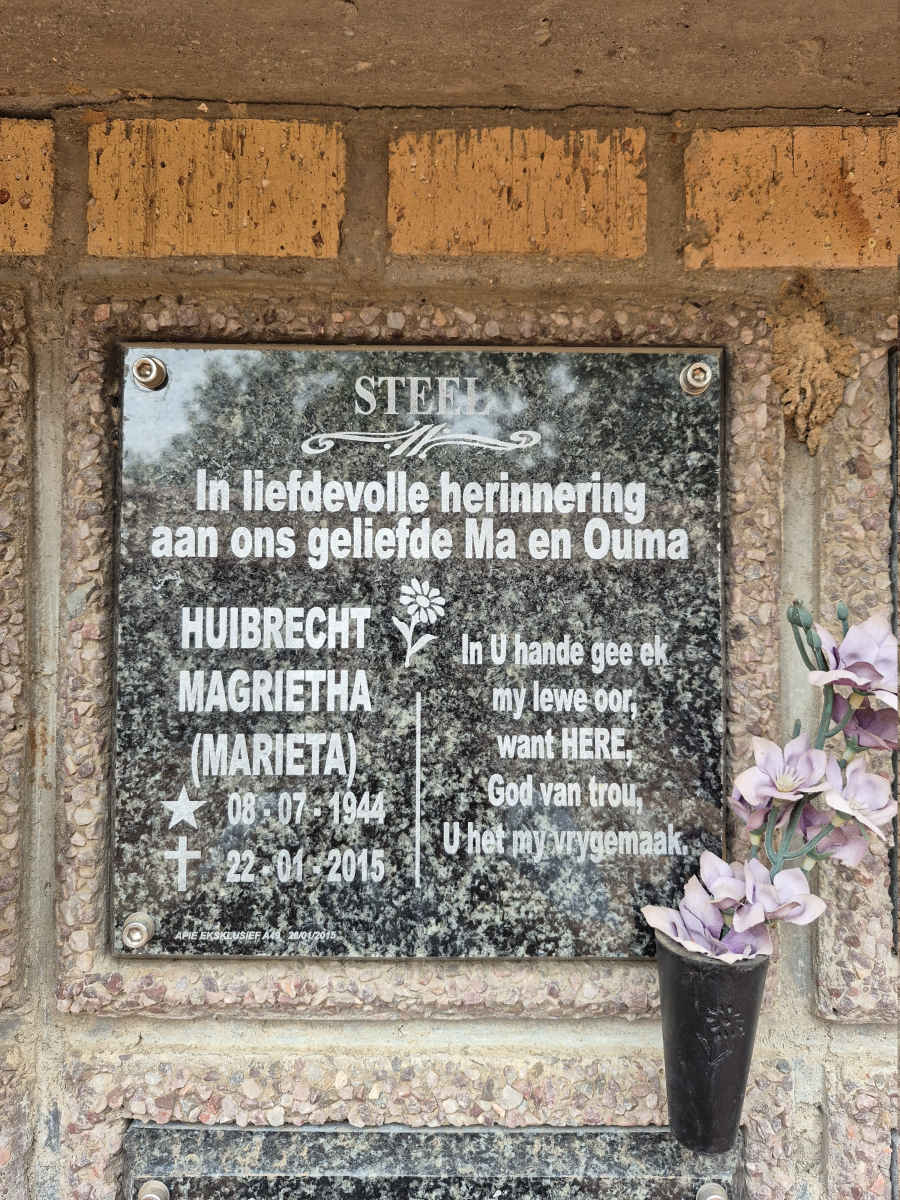 STEEL Huibrecht Magrietha 1944-2015