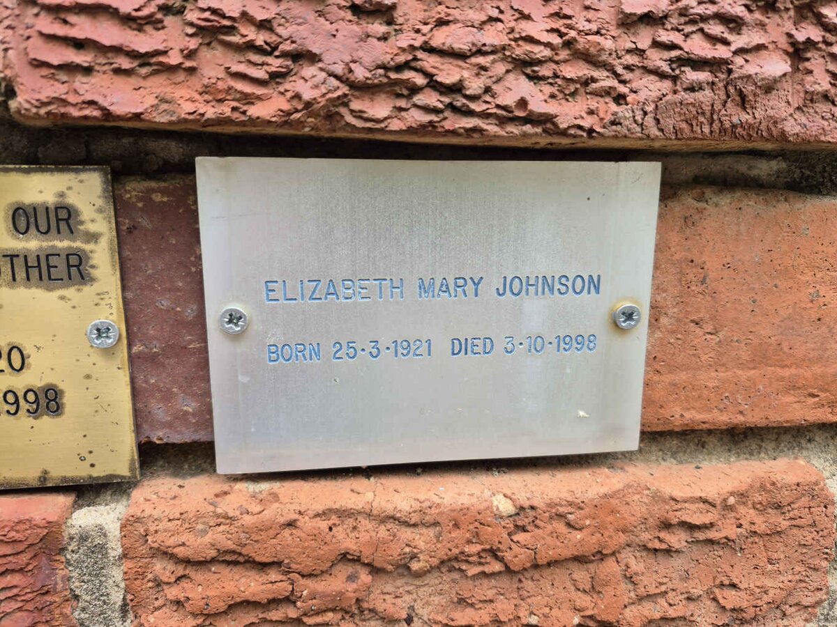 JOHNSON Elizabeth Mary 1921-1998