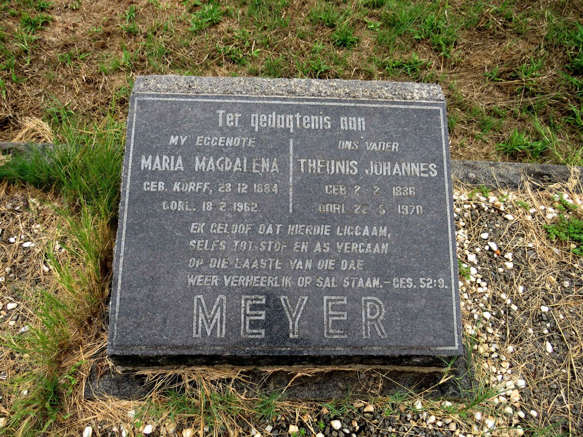MEYER Theunis Johannes 1886-1970 & Maria Magdalena KORFF 1884-1962