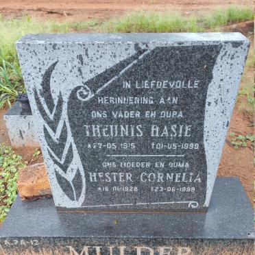 MULDER Theunis Hasie 1919-1999 & Hester Cornelia 1928-1999