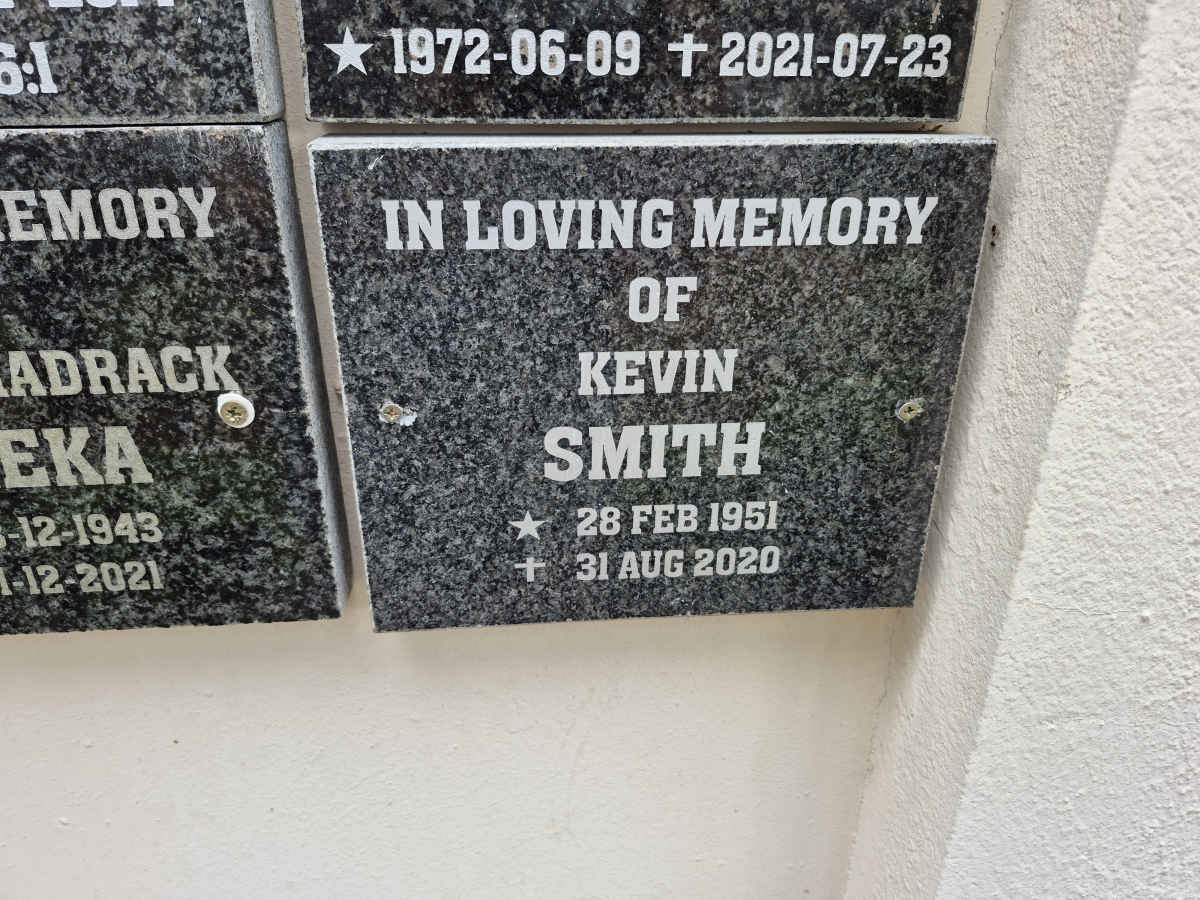 SMITH Kevin 1951-2020