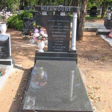 NIEUWOUDT Hermanus Johannes 1970-1995