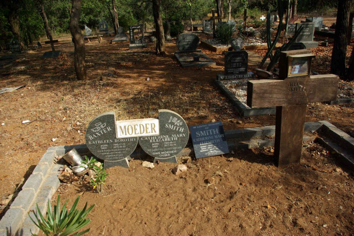 SMITH Catherine Mary Elizabeth 1933-2017 :: BAXTER Kathleen Dorothy 1968-2019 :: SMITH Bill 1930-2001