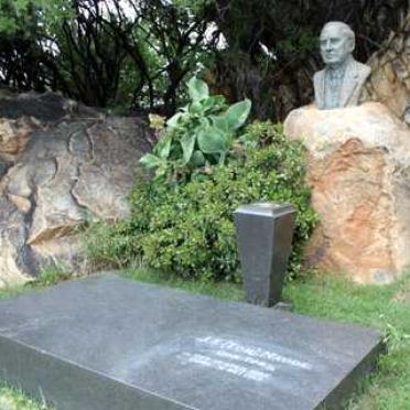 Limpopo, POLOKWANE district, Pietersburg Game Reserve, Weltevreden 746, single grave