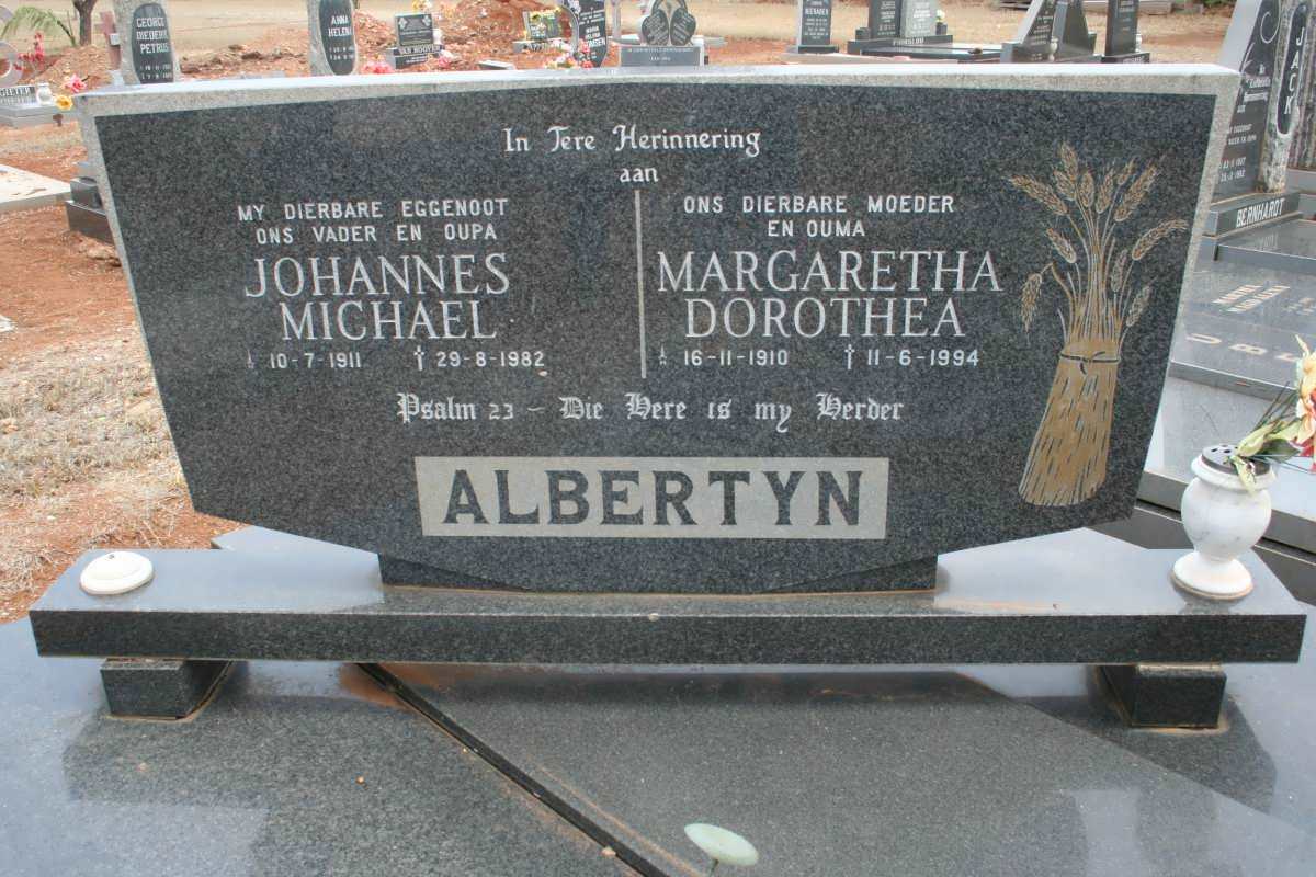 ALBERTYN Johannes Michael 1911-1982 &amp; Margaretha Dorothea 1910-1994