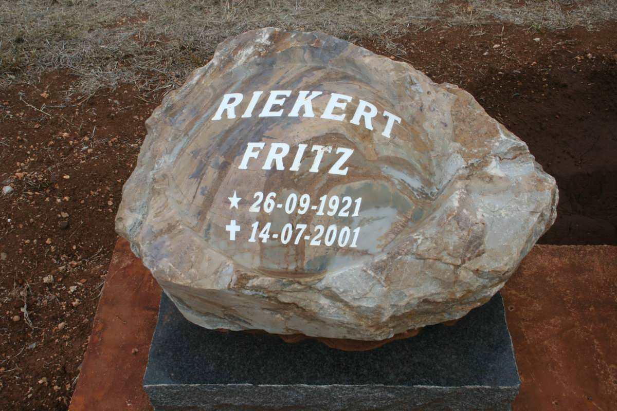RIEKERT Fritz 1921-2001