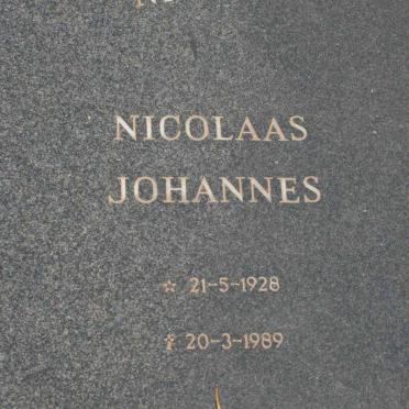 PRINSLOO Nicolaas Johannes 1928-1989 &amp; ? 1935-