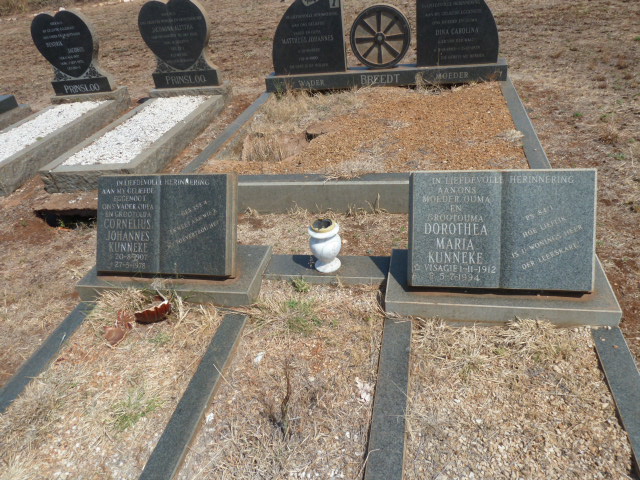 KUNNEKE Cornelius Johannes 1907-1978 &amp; Dorothea Maria VISAGIE 1912-1994