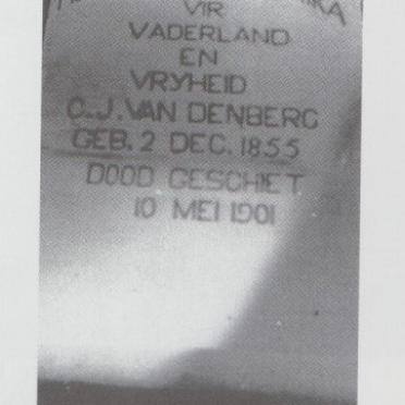 Limpopo, SOUTPANSBERG district, Makhado, Zwarthoek 796, single grave