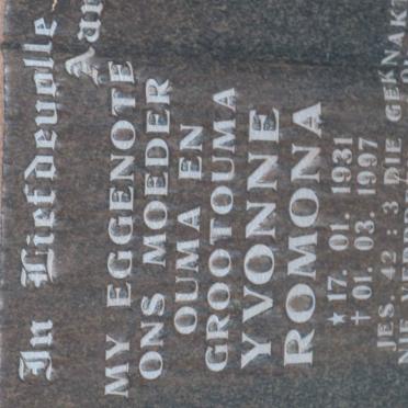 LOOTS Yvonne Romona 1931-1997