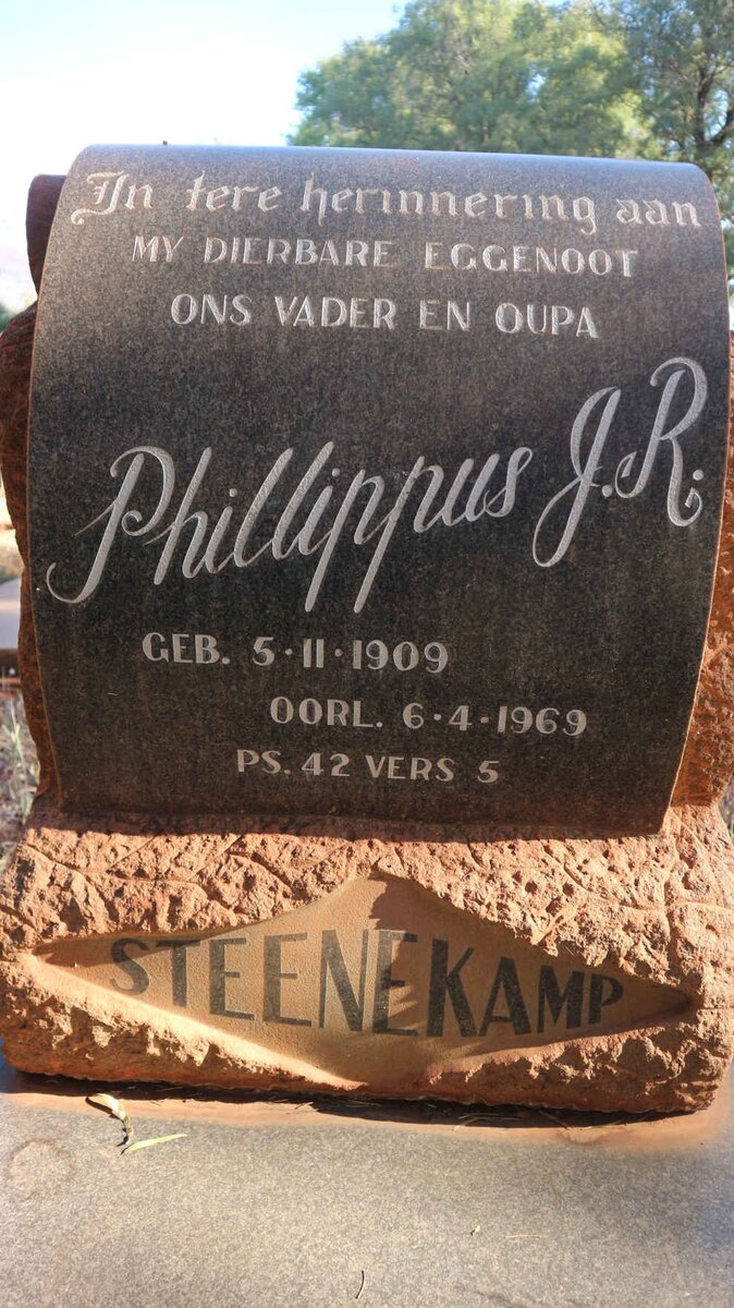 STEENEKAMP Phillippus J.R. 1909-1969