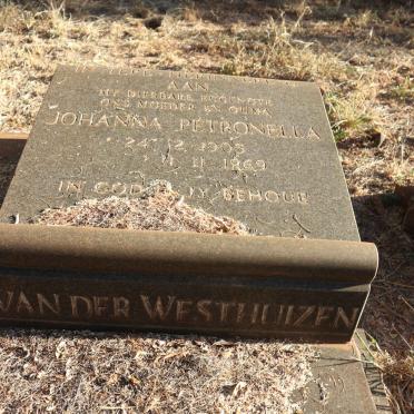 WESTHUIZEN Johannes Christiaan, van der 1912-1971 &amp; Johanna Petronella 1905-1969