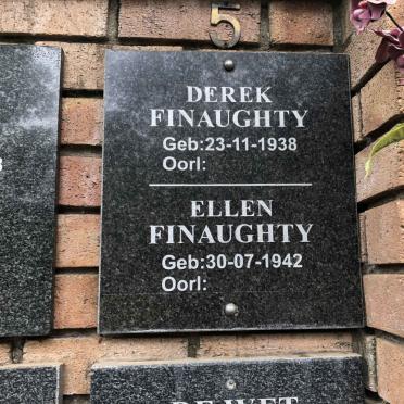 FINAUGHTY Derek 1938- &amp; Ellen 1942-