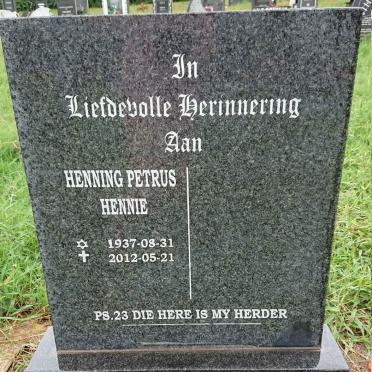 PRETORIUS Henning Petrus Hennie 1937-2012