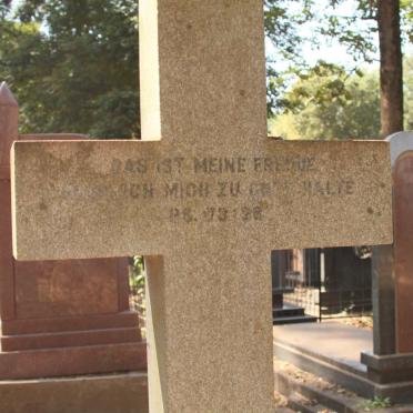 GIESEKKE Ella nee KOPE 1907-1997