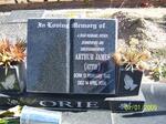 JAMES Arthur 1945-2006